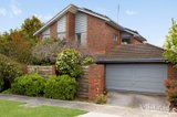 https://images.listonce.com.au/custom/160x/listings/127-cratloe-road-mount-waverley-vic-3149/475/01981475_img_01.jpg?DSYnYlcGRjI