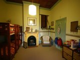 https://images.listonce.com.au/custom/160x/listings/127-eureka-street-ballarat-east-vic-3350/623/01575623_img_07.jpg?AWRxSF6Jo1c