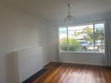 https://images.listonce.com.au/custom/160x/listings/127-flinders-street-thornbury-vic-3071/419/01882419_img_04.jpg?BKivQFY86a8
