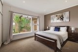 https://images.listonce.com.au/custom/160x/listings/127-napoleon-street-eltham-vic-3095/945/00729945_img_08.jpg?GVGYE3v5fkY