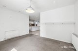 https://images.listonce.com.au/custom/160x/listings/127-park-street-wendouree-vic-3355/960/01752960_img_05.jpg?PVjSimdKkCw