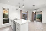 https://images.listonce.com.au/custom/160x/listings/127-park-street-wendouree-vic-3355/960/01752960_img_07.jpg?5r-3TYCauOg