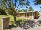 https://images.listonce.com.au/custom/160x/listings/127-switchback-road-chirnside-park-vic-3116/572/01525572_img_05.jpg?fys4p2SM070