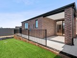 https://images.listonce.com.au/custom/160x/listings/127-thornton-avenue-st-leonards-vic-3223/692/01978692_img_08.jpg?zZJgHI_SfJM