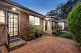 https://images.listonce.com.au/custom/160x/listings/127-wolseley-crescent-blackburn-vic-3130/609/01023609_img_10.jpg?ME-LdCEXHV8