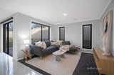 https://images.listonce.com.au/custom/160x/listings/127-yarana-drive-mount-helen-vic-3350/827/01570827_img_04.jpg?plqxTKXQaHo