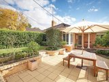 https://images.listonce.com.au/custom/160x/listings/1279-balwyn-road-balwyn-north-vic-3104/585/01684585_img_01.jpg?wAkwn3uAWSE