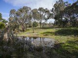 https://images.listonce.com.au/custom/160x/listings/128-brysons-road-warrandyte-south-vic-3134/980/00620980_img_17.jpg?Kf86e2qVOzk