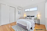 https://images.listonce.com.au/custom/160x/listings/128-bulla-road-strathmore-vic-3041/839/01747839_img_09.jpg?CUbrsImziUs