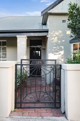 https://images.listonce.com.au/custom/160x/listings/128-clarke-street-northcote-vic-3070/211/00821211_img_02.jpg?XR797ZCWXv0