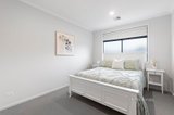 https://images.listonce.com.au/custom/160x/listings/128-evans-drive-croydon-vic-3136/734/01584734_img_10.jpg?s5DgGCfD_sE