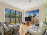 https://images.listonce.com.au/custom/160x/listings/128-francis-street-yarraville-vic-3013/040/01203040_img_04.jpg?Kkb-J_I1Ymc