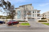 https://images.listonce.com.au/custom/160x/listings/128-graham-street-port-melbourne-vic-3207/412/01780412_img_12.jpg?f0jgnXnCDms