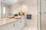 https://images.listonce.com.au/custom/160x/listings/128-ivanhoe-street-glen-waverley-vic-3150/687/01969687_img_06.jpg?5RkkX8CgcbU