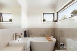 https://images.listonce.com.au/custom/160x/listings/128-lane-crescent-reservoir-vic-3073/316/01989316_img_05.jpg?1gsjFWLHotk