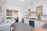https://images.listonce.com.au/custom/160x/listings/128-peel-street-newport-vic-3015/418/01417418_img_07.jpg?5CKAShlF4MI