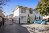 https://images.listonce.com.au/custom/160x/listings/128-ross-street-northcote-vic-3070/793/01726793_img_05.jpg?kG6WI0b_ES0