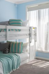 https://images.listonce.com.au/custom/160x/listings/128-stagecoach-boulevard-south-morang-vic-3752/083/01461083_img_10.jpg?jXtxtN-W1VY