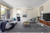 https://images.listonce.com.au/custom/160x/listings/128-strathmore-street-bentleigh-vic-3204/439/00999439_img_03.jpg?Af7_KyaA-uQ