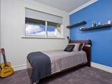 https://images.listonce.com.au/custom/160x/listings/128-tennyson-street-essendon-vic-3040/560/00847560_img_15.jpg?eAJPedvAUS4