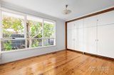 https://images.listonce.com.au/custom/160x/listings/129-addison-street-elwood-vic-3184/133/01824133_img_07.jpg?qrCCKNUNc40
