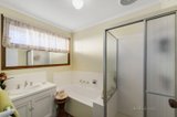 https://images.listonce.com.au/custom/160x/listings/129-broad-gully-road-diamond-creek-vic-3089/567/00789567_img_07.jpg?ckAJVx1BveQ