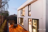https://images.listonce.com.au/custom/160x/listings/129-derby-street-kew-vic-3101/551/01814551_img_32.jpg?XMdb6L2xeVA