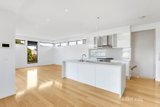 https://images.listonce.com.au/custom/160x/listings/129-donald-street-brunswick-vic-3056/981/01970981_img_06.jpg?9sa8_z8QoVU
