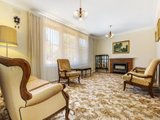 https://images.listonce.com.au/custom/160x/listings/129-dorking-road-box-hill-north-vic-3129/055/01684055_img_03.jpg?N7lt_J0ib7k