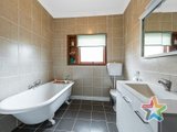 https://images.listonce.com.au/custom/160x/listings/129-karingal-street-croydon-north-vic-3136/601/01525601_img_09.jpg?WwgAxnLMLrg