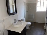 https://images.listonce.com.au/custom/160x/listings/129-manchester-lane-parkville-vic-3052/309/01735309_img_04.jpg?JIUd9mU7Fhw