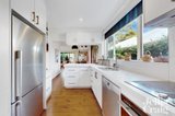 https://images.listonce.com.au/custom/160x/listings/129-muir-street-hawthorn-vic-3122/168/01621168_img_08.jpg?jx6vqzkU1T8