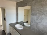 https://images.listonce.com.au/custom/160x/listings/1290-liddiard-street-hawthorn-vic-3122/760/01705760_img_07.jpg?5e49DQuv0rA