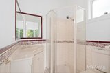 https://images.listonce.com.au/custom/160x/listings/12a-baird-street-north-doncaster-vic-3108/151/01812151_img_08.jpg?uTJfEVRt7_E