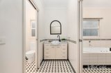 https://images.listonce.com.au/custom/160x/listings/12a-byrne-road-bayswater-north-vic-3153/117/01810117_img_10.jpg?3GTdD3ycXvU
