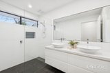 https://images.listonce.com.au/custom/160x/listings/12a-gladys-grove-croydon-vic-3136/826/01811826_img_09.jpg?FoA5pqD-PHo