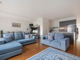 https://images.listonce.com.au/custom/160x/listings/12a-gray-street-bentleigh-east-vic-3165/484/00981484_img_05.jpg?eCbgXYTmKKU