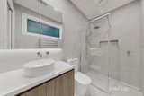 https://images.listonce.com.au/custom/160x/listings/12a-hatter-street-pascoe-vale-south-vic-3044/683/01899683_img_11.jpg?V5Bv4xE1K6Q