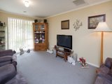 https://images.listonce.com.au/custom/160x/listings/12a-maida-avenue-bayswater-vic-3153/139/01606139_img_03.jpg?aYZGWsrpbZg