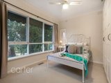 https://images.listonce.com.au/custom/160x/listings/12a-velma-grove-ringwood-east-vic-3135/087/00621087_img_04.jpg?Y3jJ-jwmcZM