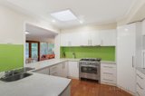 https://images.listonce.com.au/custom/160x/listings/13-15-granard-avenue-park-orchards-vic-3114/727/00810727_img_06.jpg?z7IfGHJ0W6g
