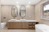 https://images.listonce.com.au/custom/160x/listings/13-15-waterview-court-croydon-hills-vic-3136/443/01973443_img_11.jpg?ogXqNGao8Rs