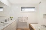 https://images.listonce.com.au/custom/160x/listings/13-aminga-court-croydon-vic-3136/286/01910286_img_07.jpg?FGSdXFTlj40