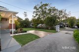 https://images.listonce.com.au/custom/160x/listings/13-aminga-court-croydon-vic-3136/908/01875908_img_15.jpg?Uw5LWWGao_0