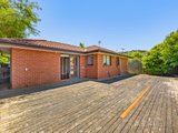 https://images.listonce.com.au/custom/160x/listings/13-arnold-avenue-heidelberg-heights-vic-3081/844/01600844_img_09.jpg?YSweyEkBHJc