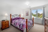 https://images.listonce.com.au/custom/160x/listings/13-aumann-court-croydon-north-vic-3136/150/01136150_img_09.jpg?mQGlkI3gGMU