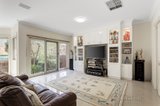 https://images.listonce.com.au/custom/160x/listings/13-avendon-boulevard-glen-waverley-vic-3150/925/00562925_img_06.jpg?3IFjJfeaRKw