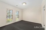 https://images.listonce.com.au/custom/160x/listings/13-banfield-terrace-greensborough-vic-3088/990/01766990_img_07.jpg?F-bSLF9Tgq8