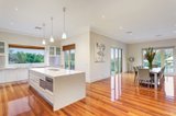 https://images.listonce.com.au/custom/160x/listings/13-barooga-drive-wonga-park-vic-3115/894/00307894_img_07.jpg?8TiT0Jg1qyw