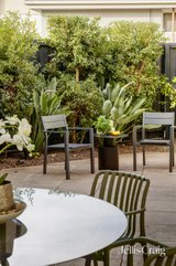 https://images.listonce.com.au/custom/160x/listings/13-barrani-street-bentleigh-east-vic-3165/697/01935697_img_14.jpg?If25VJ9o6yg